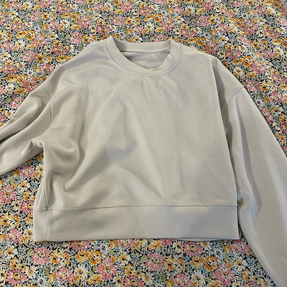 Softstreme Perfectly Oversized
Cropped Crew